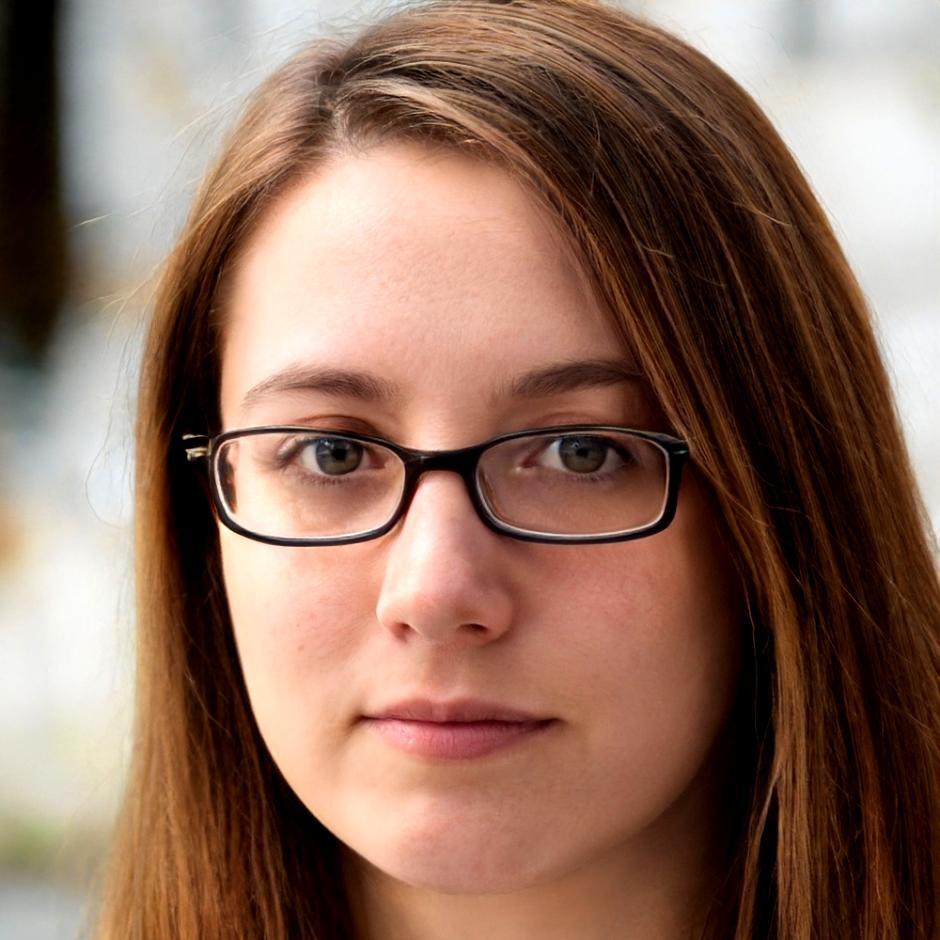 Ritratto professionale docente Elisabetta Montanari